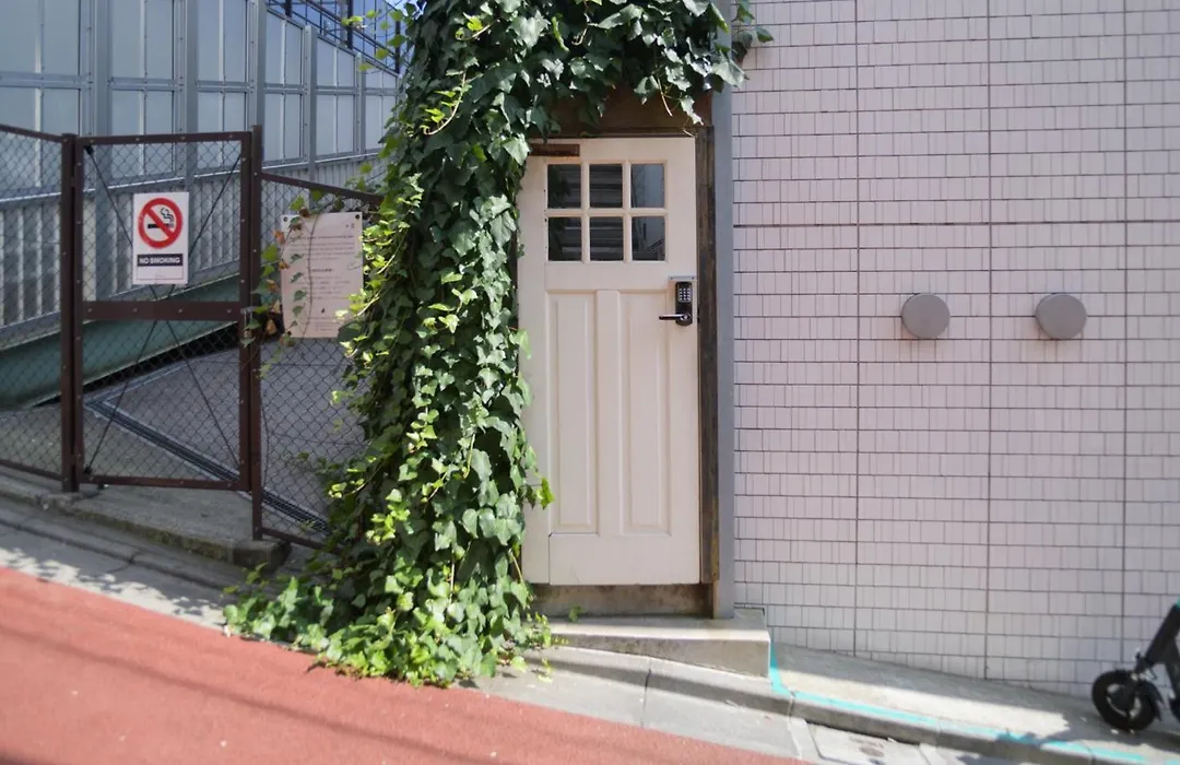 Almond Hostel & Cafe Shibuya-1